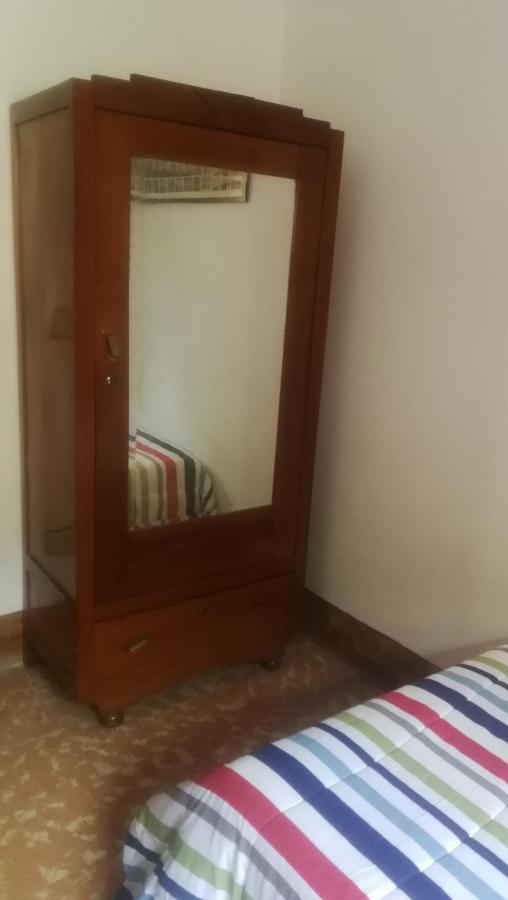 Cortijo De La Fuente Alloggio in famiglia *